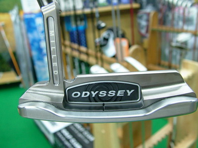 Putter Odyssey Black Series i -
