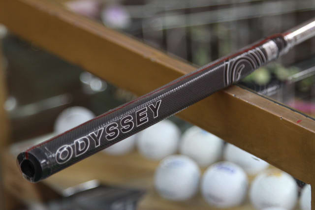 Putter Odyssey Black Series Tour Design 9 -