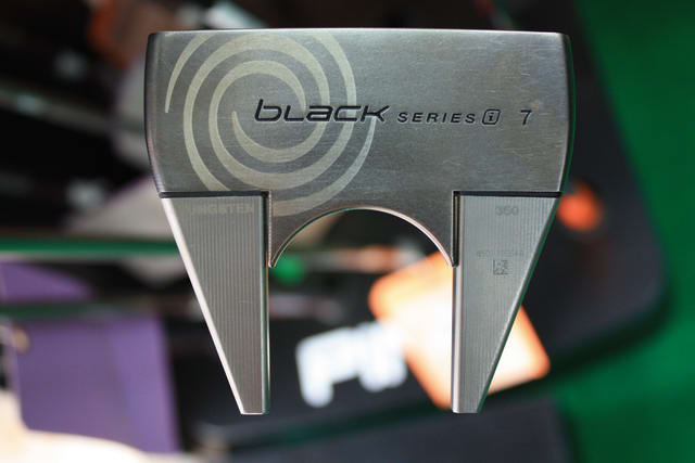 Putter Odyssey Black series i 7 -
