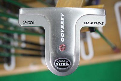 Putter Odyssey White Steel 2 Ball Blade 2 -
