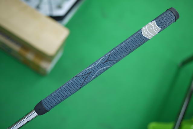 Putter Bettinardi BB8 -
