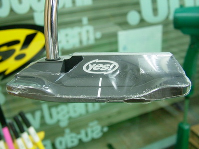 Putter Yes Donna -

