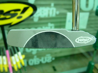 Putter Yes Donna -
